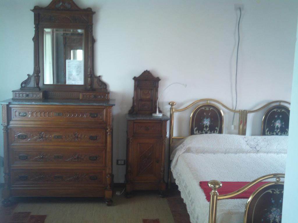 B&B Balestruccio Pombia Habitación foto